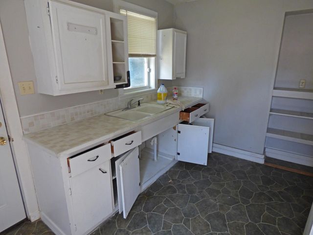 102 E Second Street, Hardy, AR 72542