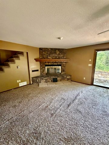 1537 N Milton Ct, Derby, KS 67037