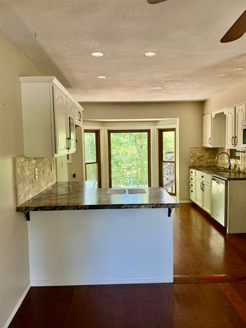 1537 N Milton Ct, Derby, KS 67037