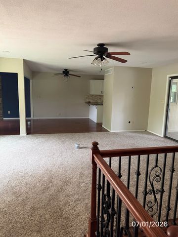 1537 N Milton Ct, Derby, KS 67037
