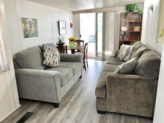 74711 Dillon Rd Spc 67, Desert Hot Springs, CA 92241