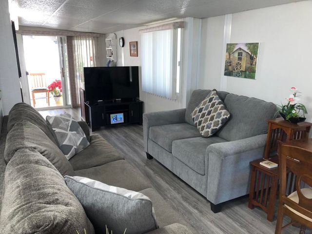 74711 Dillon Rd Spc 67, Desert Hot Springs, CA 92241