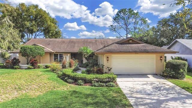 305 RUNNING HORSE ROAD, Seffner, FL 33584