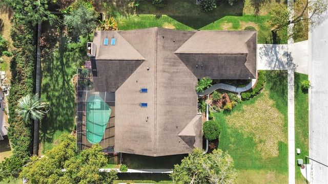 305 RUNNING HORSE ROAD, Seffner, FL 33584