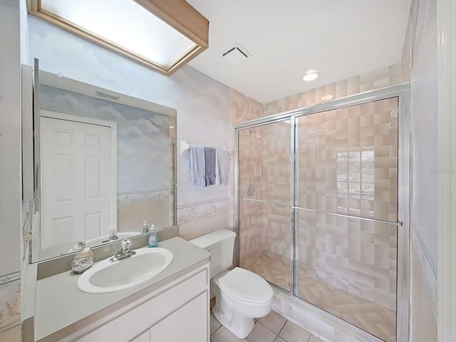 305 RUNNING HORSE ROAD, Seffner, FL 33584