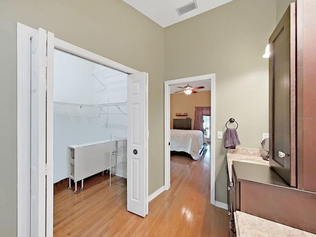 305 RUNNING HORSE ROAD, Seffner, FL 33584