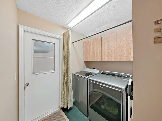 305 RUNNING HORSE ROAD, Seffner, FL 33584