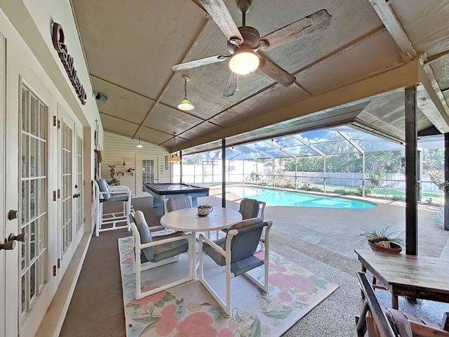 305 RUNNING HORSE ROAD, Seffner, FL 33584