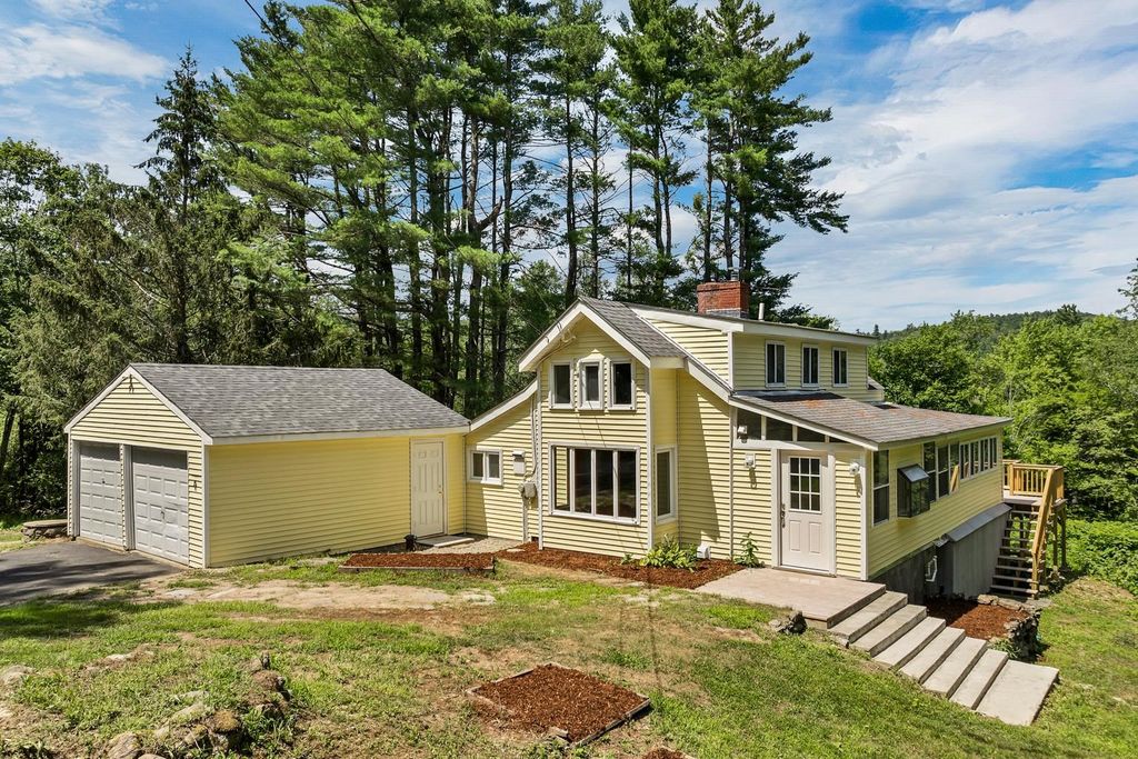 71 Melvin Road, Warner, NH 03278