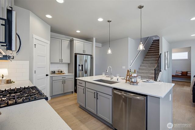 6834 46th Street NE, Marysville, WA 98270