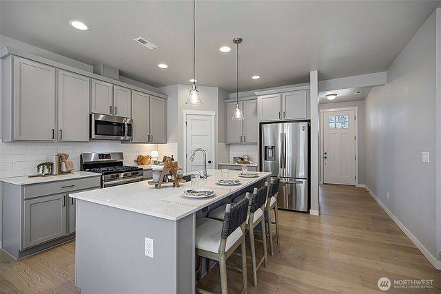 6834 46th Street NE, Marysville, WA 98270