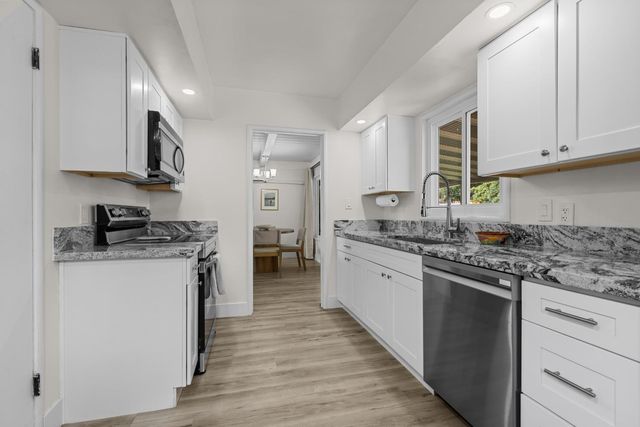 2209 Tevis Rd, Sacramento, CA 95825