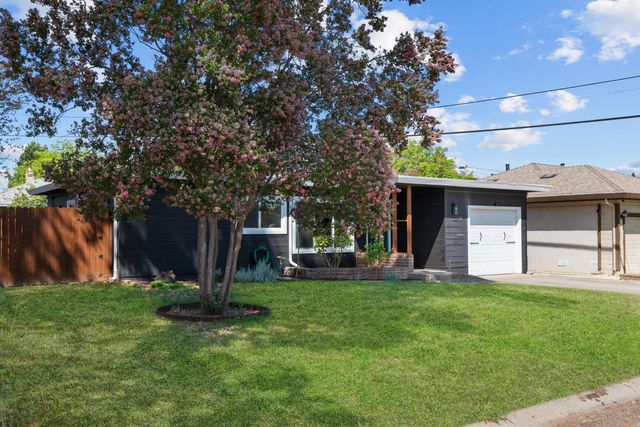 2209 Tevis Rd, Sacramento, CA 95825