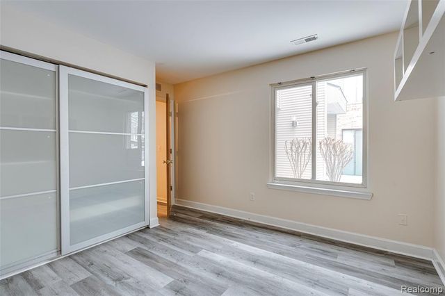 42739 Lilley Pointe Drive 119, Canton, MI 48187