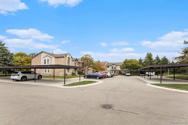 42739 Lilley Pointe Drive 119, Canton, MI 48187