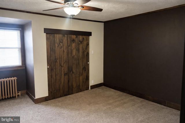 227 N LINDEN AVE, Upper Darby, PA 19082