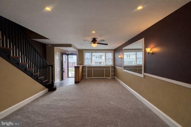 227 N LINDEN AVE, Upper Darby, PA 19082