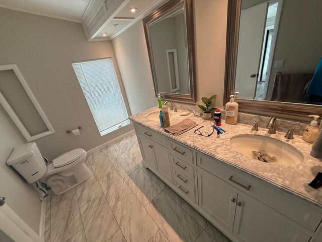 698 Sunny South Avenue, Boynton Beach, FL 33436
