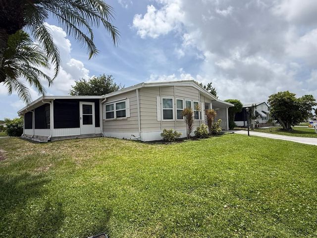 698 Sunny South Avenue, Boynton Beach, FL 33436
