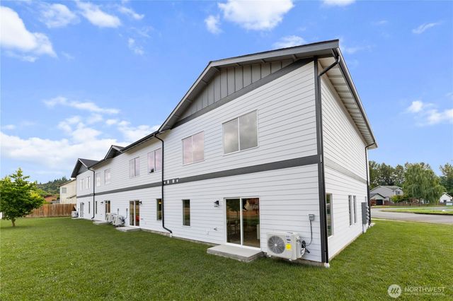 7921 Jensen Farm Ln, Arlington, WA 98223