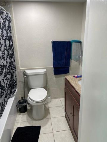 505 NW 72nd Ave 309, Miami, FL 33126