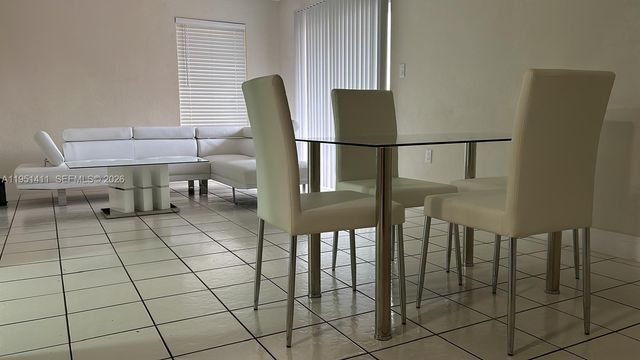 505 NW 72nd Ave 309, Miami, FL 33126