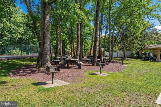 200 VIOLET LN, Jackson, NJ 08527