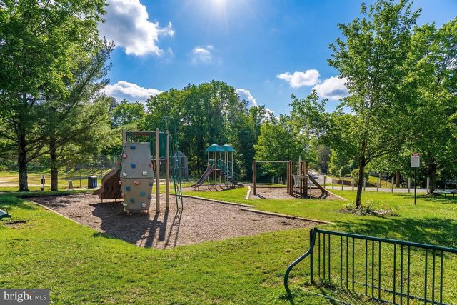 200 VIOLET LN, Jackson, NJ 08527
