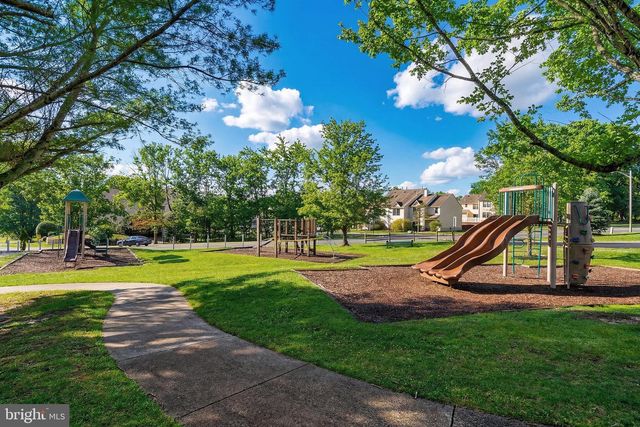 200 VIOLET LN, Jackson, NJ 08527