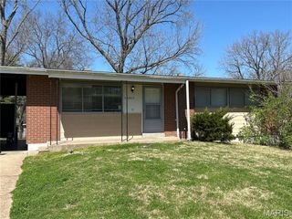 10246 Green Valley Drive, St Louis, MO 63136
