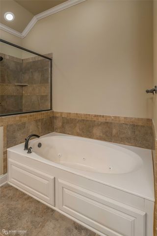 619 Bitter Pecan Drive, Bossier City, LA 71111