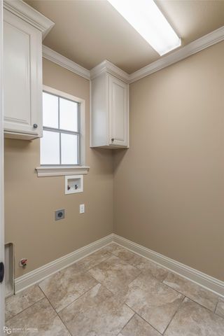 619 Bitter Pecan Drive, Bossier City, LA 71111