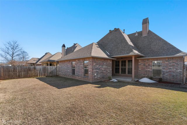 619 Bitter Pecan Drive, Bossier City, LA 71111