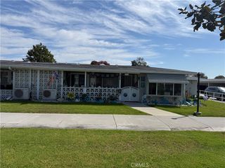1641 Monterey Rd M2-18A, Seal Beach, CA 90740