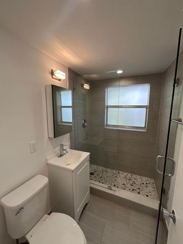 86 Isle Of Venice Drive 2, Fort Lauderdale, FL 33301