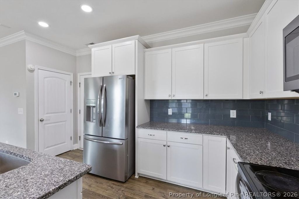 5229 Debut Avenue, Hope Mills, NC 28348 — photo 23