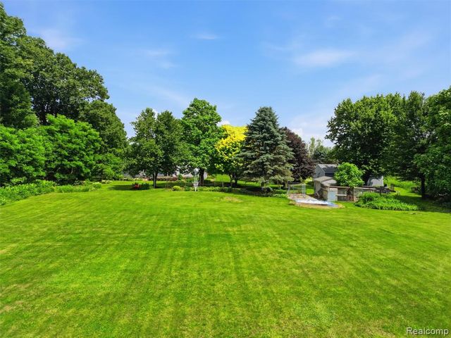 4136 Peppermill Road, Attica, MI 48412