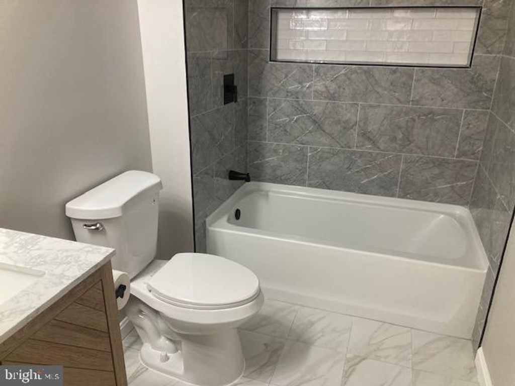 Image 34 of property listing at 920 BURNING TREE CT, Westminster, MD 21158
