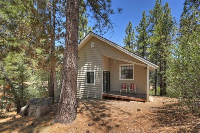 304 Sugarloaf Boulevard, Big Bear City, CA 92314