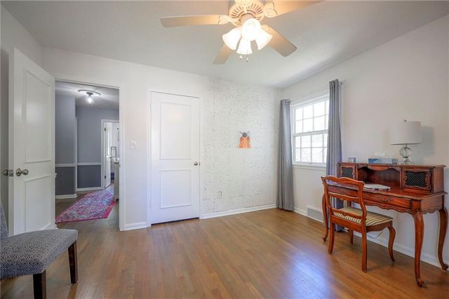 9724 Outlook Drive, Overland Park, KS 66207