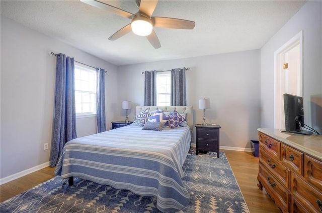 9724 Outlook Drive, Overland Park, KS 66207