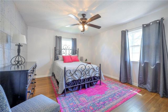 9724 Outlook Drive, Overland Park, KS 66207