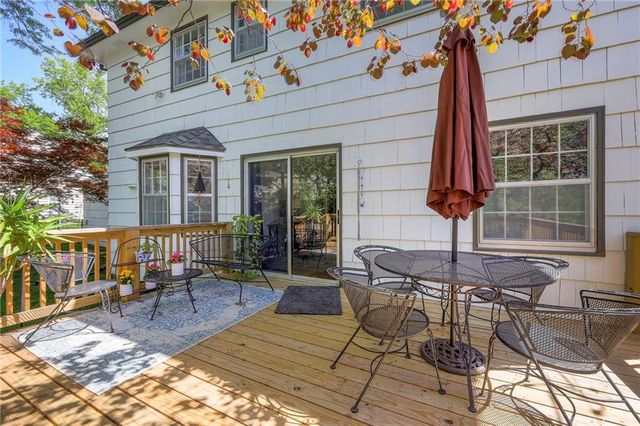 9724 Outlook Drive, Overland Park, KS 66207