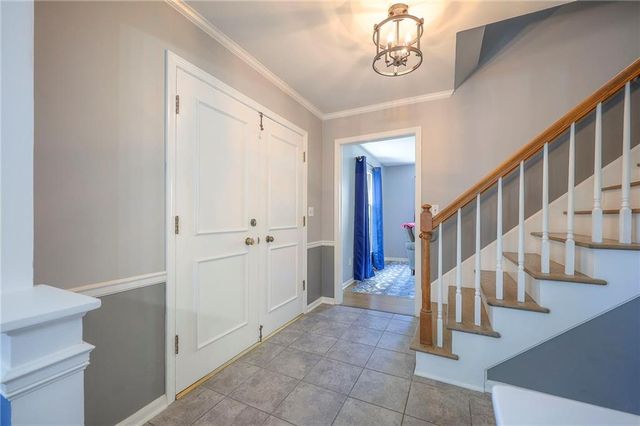 9724 Outlook Drive, Overland Park, KS 66207