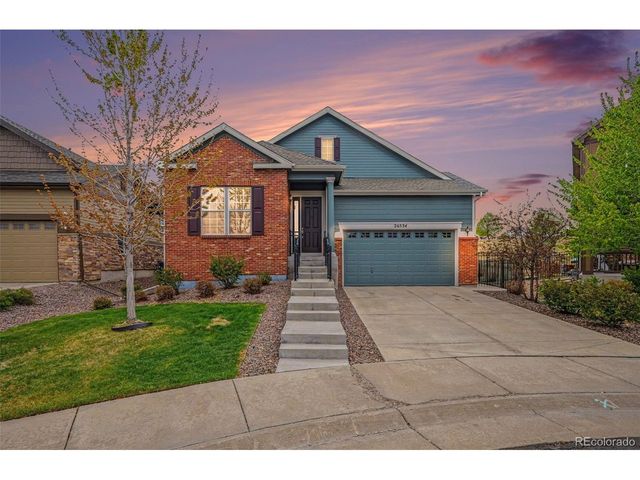26534 E Links Pl, Aurora, CO 80016