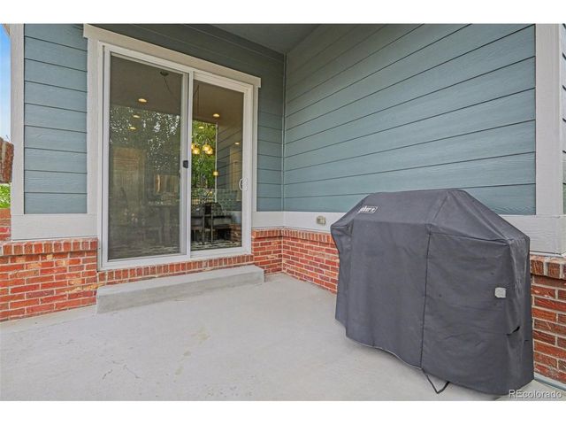 26534 E Links Pl, Aurora, CO 80016