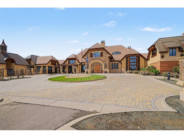 26534 E Links Pl, Aurora, CO 80016