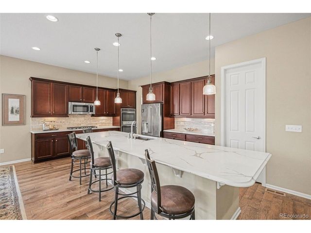 26534 E Links Pl, Aurora, CO 80016