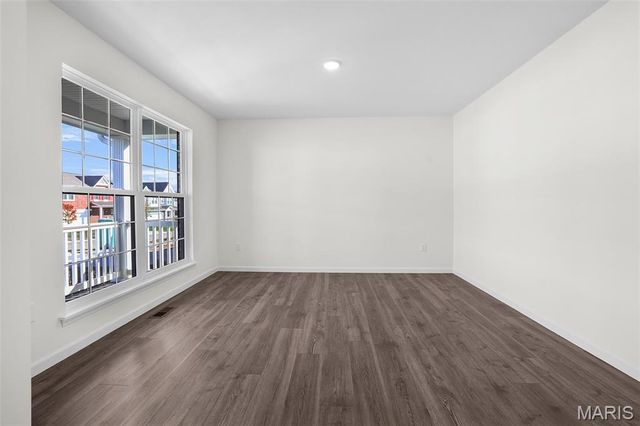 242 Noser Drive, Florissant, MO 63031