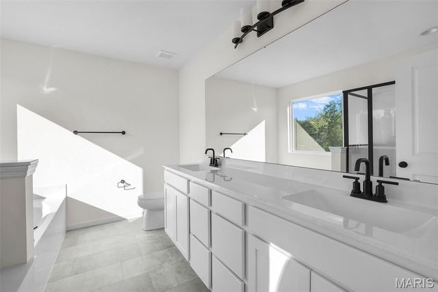 242 Noser Drive, Florissant, MO 63031